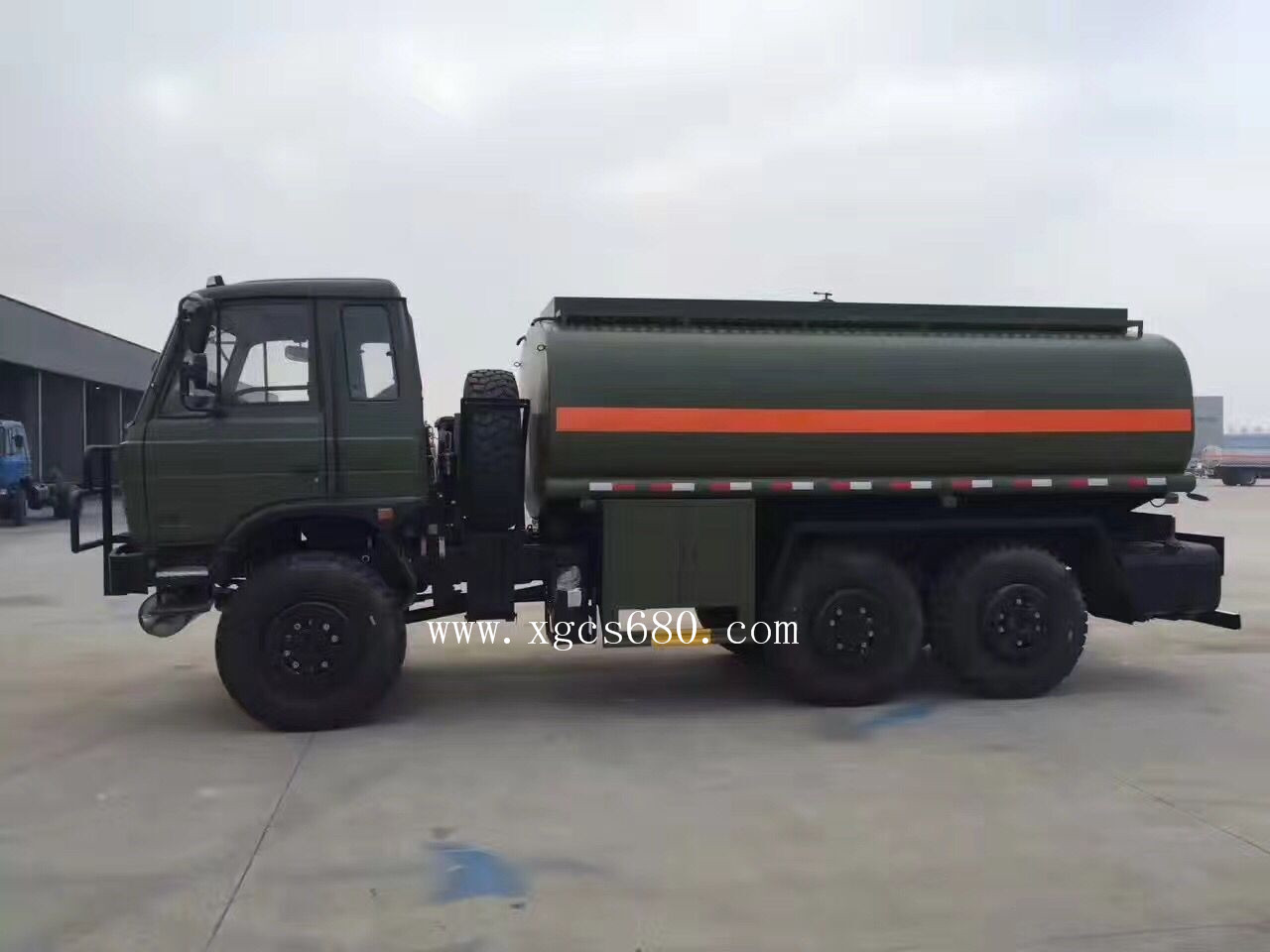 廈工楚勝油罐槽罐專用車廠家官網(wǎng)_移動(dòng)加油站運(yùn)油車_危險(xiǎn)品液體運(yùn)輸車改裝廠_鋁合金液罐運(yùn)輸運(yùn)油車價(jià)格_飛機(jī)加油越野油罐車_全地型四驅(qū)油罐加油車_殯葬殯儀車改裝廠_混凝土攪拌水泥罐車_液化氣運(yùn)輸罐車圖片_廠家直銷二手國三國四油罐車礦區(qū)專用大馬力槽罐車 廈工楚勝油罐槽罐專用車廠家官網(wǎng)_移動(dòng)加油站運(yùn)油車_危險(xiǎn)品液體運(yùn)輸車改裝廠_鋁合金液罐運(yùn)輸運(yùn)油車價(jià)格_飛機(jī)加油越野油罐車_全地型四驅(qū)油罐加油車_殯葬殯儀車改裝廠_混凝土攪拌水泥罐車_液化氣運(yùn)輸罐車圖片_廠家直銷二手國三國四油罐車礦區(qū)專用大馬力槽罐車